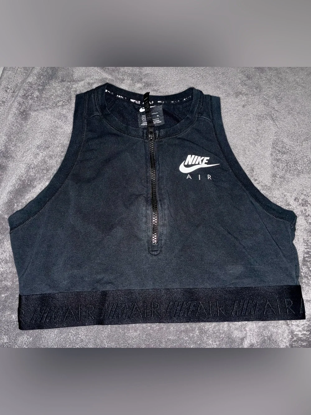 Nike air womens Black zip-front cropped athletic tank M